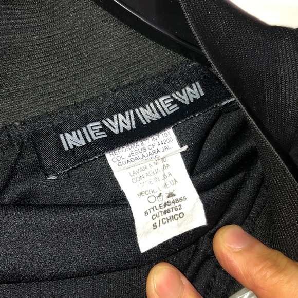 Black skirt - Picture 3 of 4